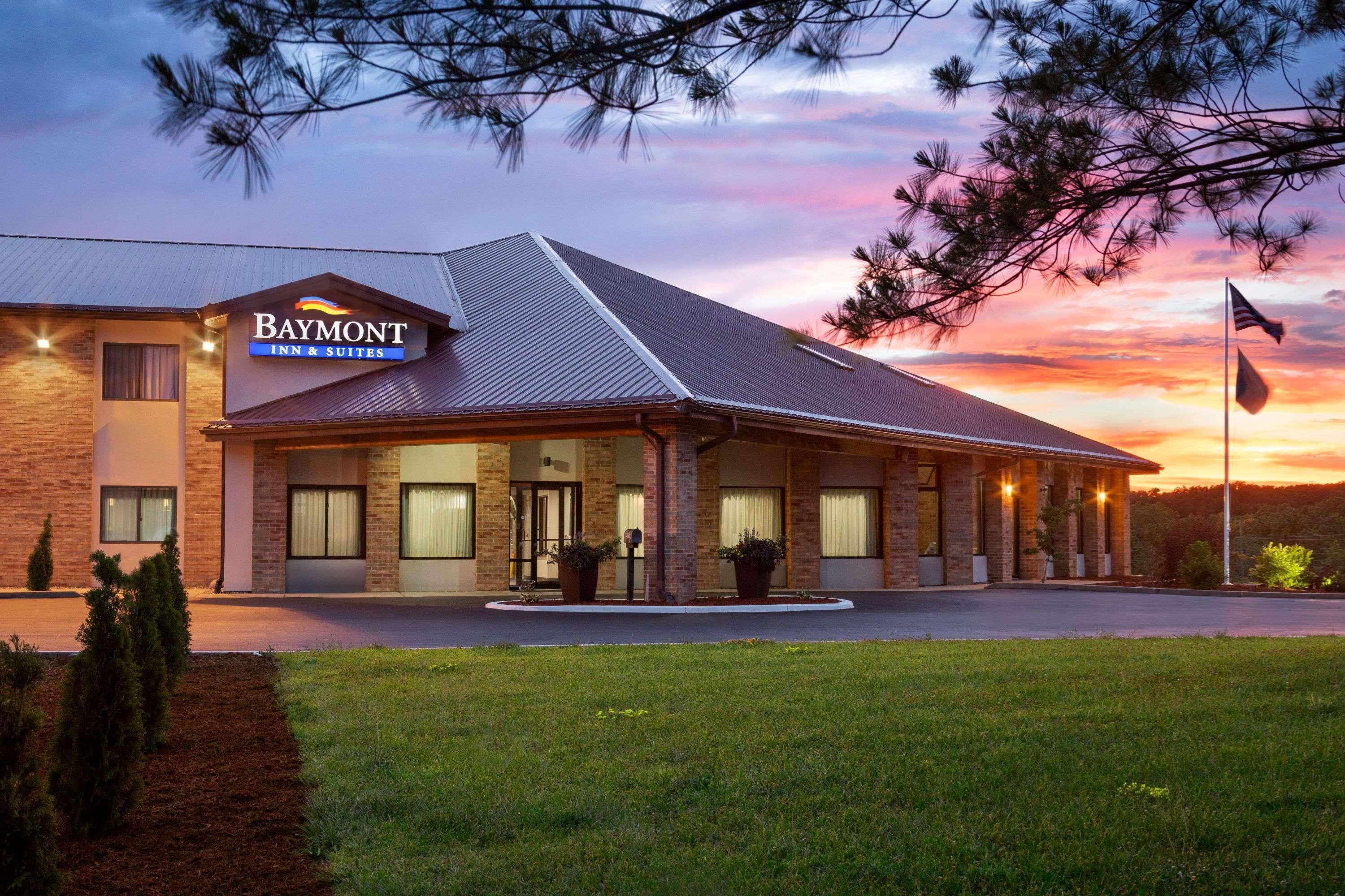 Baymont By Wyndham Warrenton Hotel Ngoại thất bức ảnh