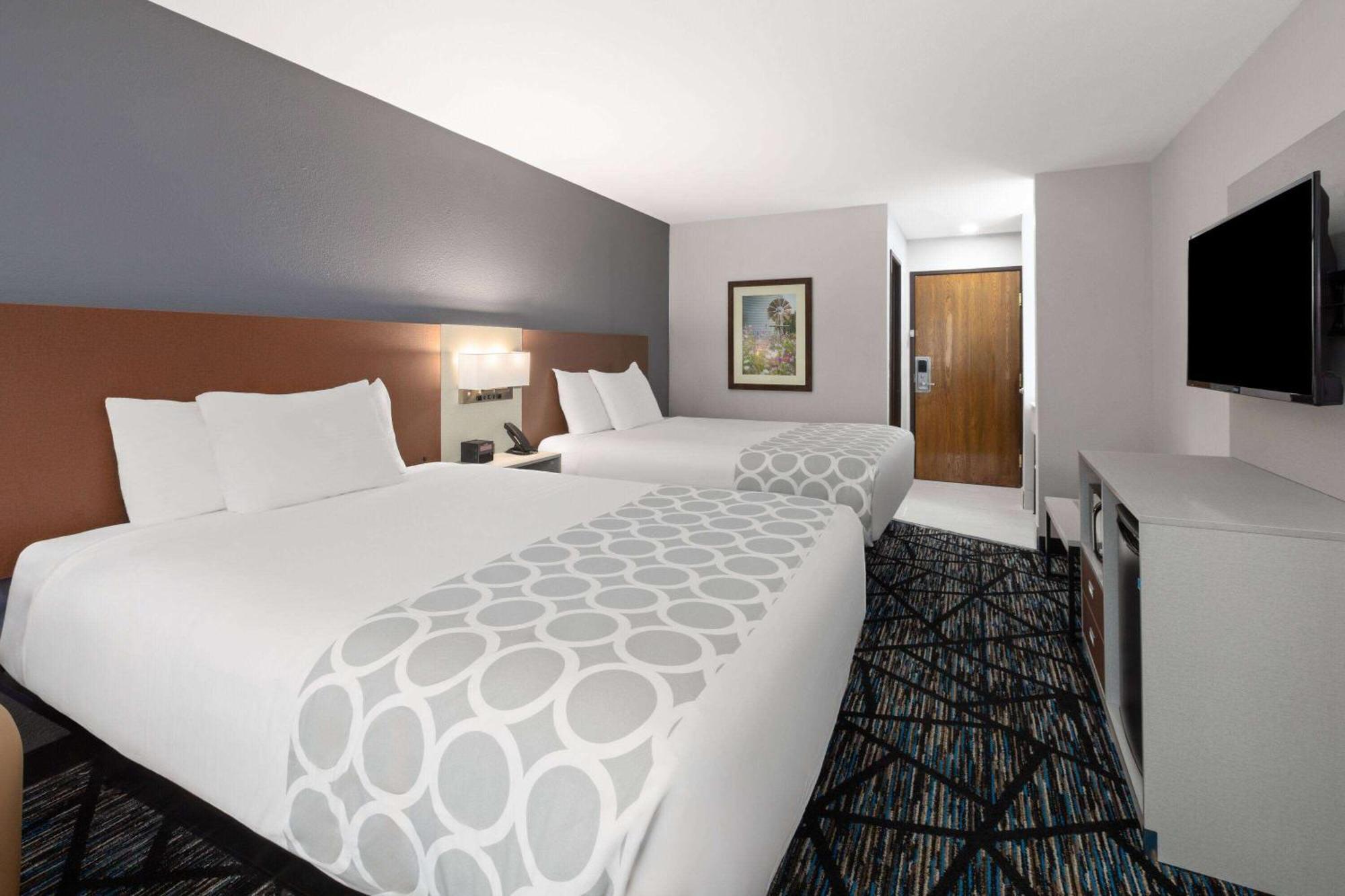 Baymont By Wyndham Warrenton Hotel Ngoại thất bức ảnh