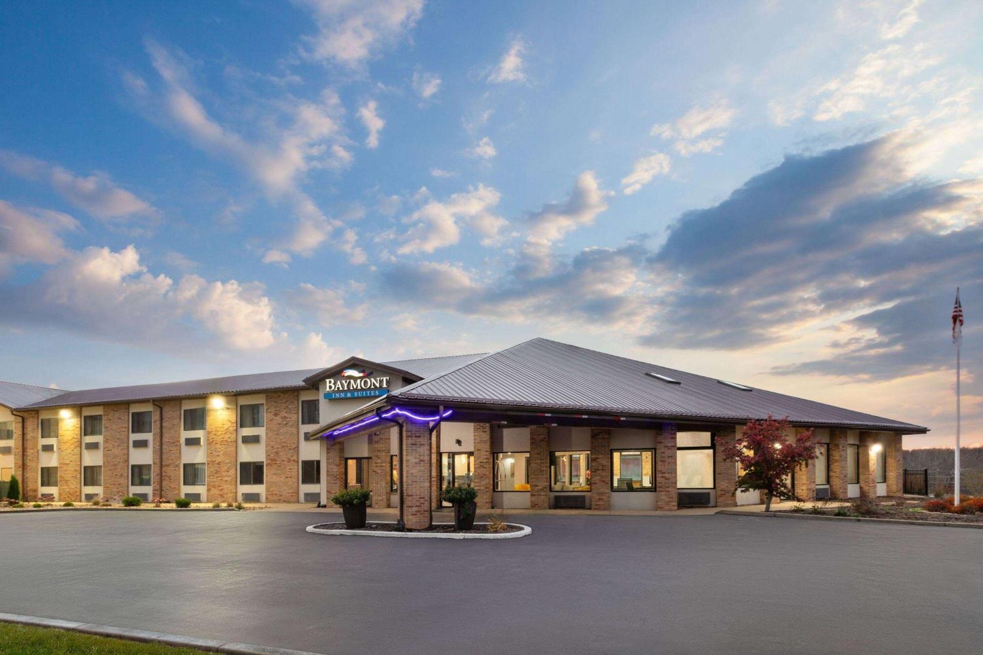 Baymont By Wyndham Warrenton Hotel Ngoại thất bức ảnh