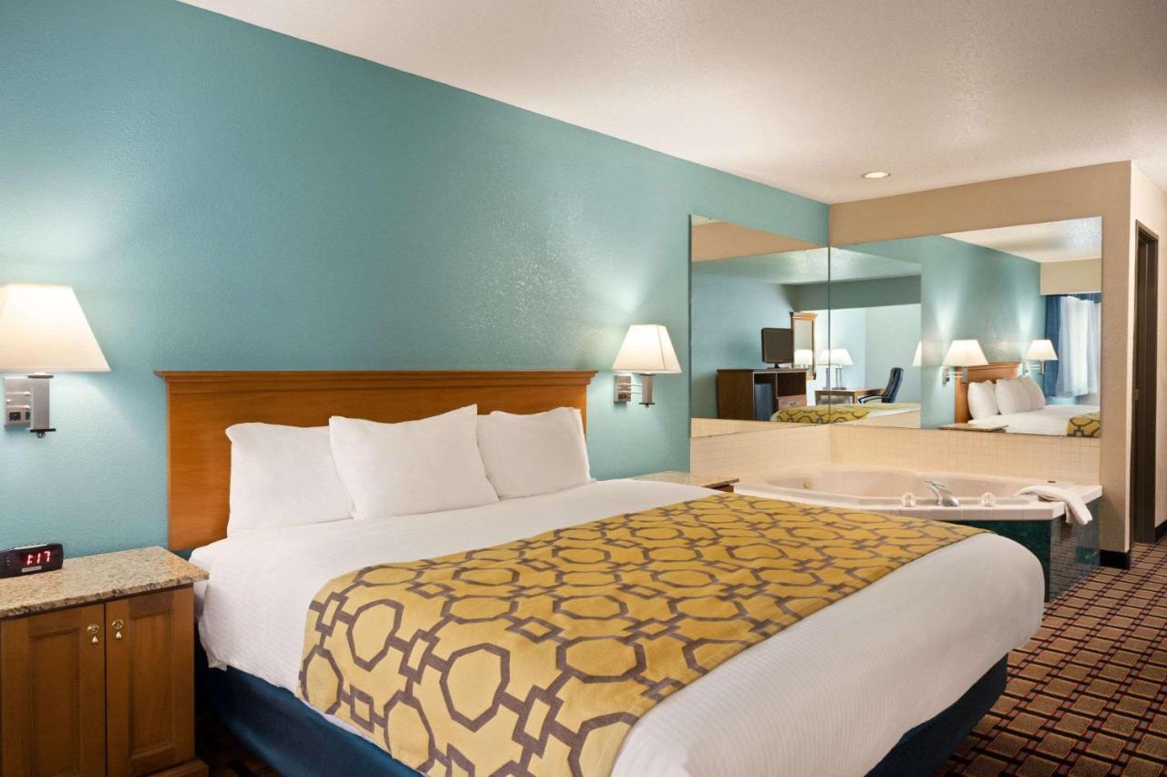 Baymont By Wyndham Warrenton Hotel Ngoại thất bức ảnh
