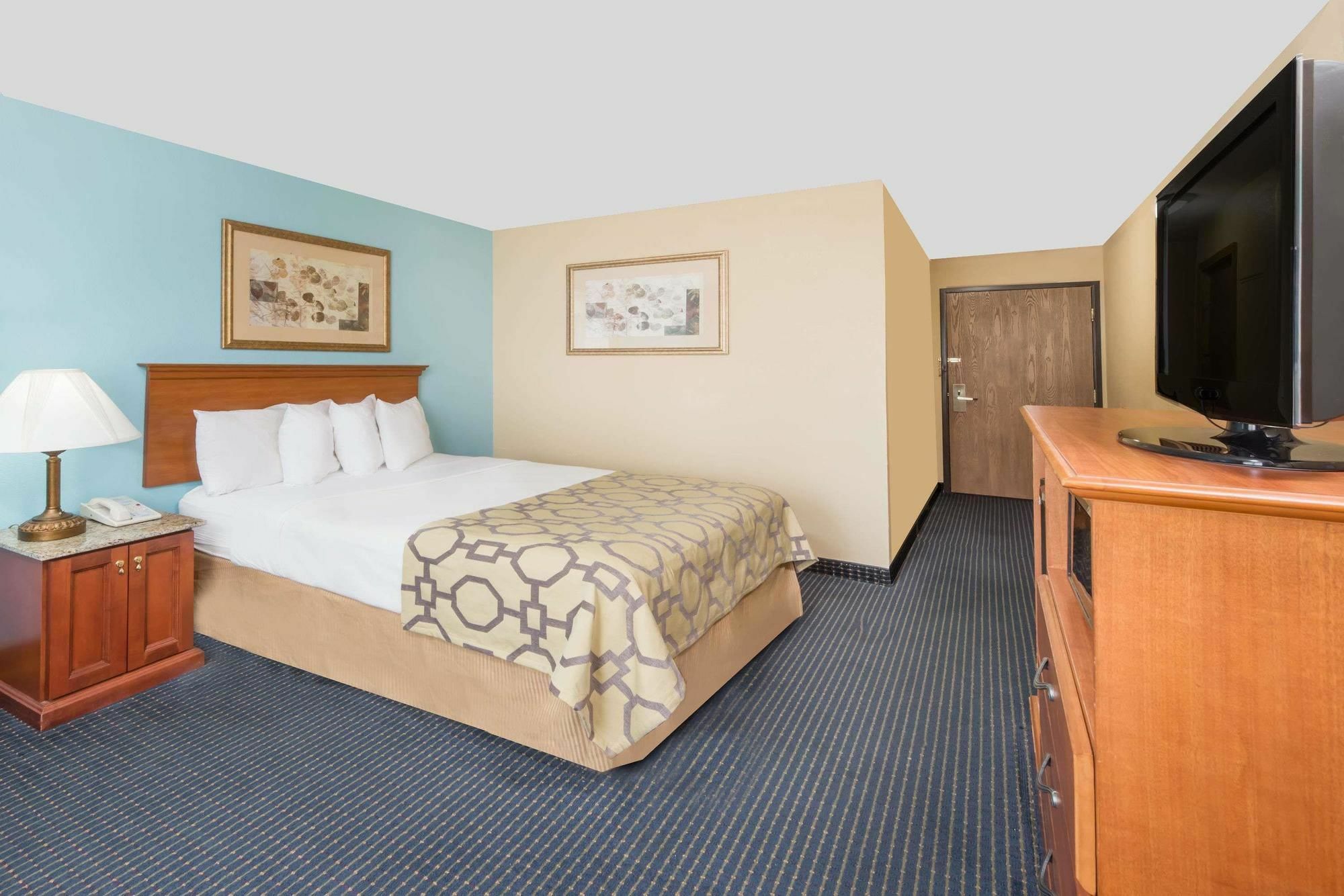 Baymont By Wyndham Warrenton Hotel Ngoại thất bức ảnh