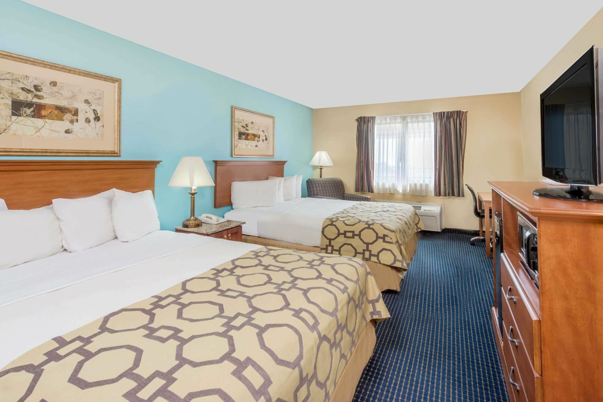 Baymont By Wyndham Warrenton Hotel Ngoại thất bức ảnh